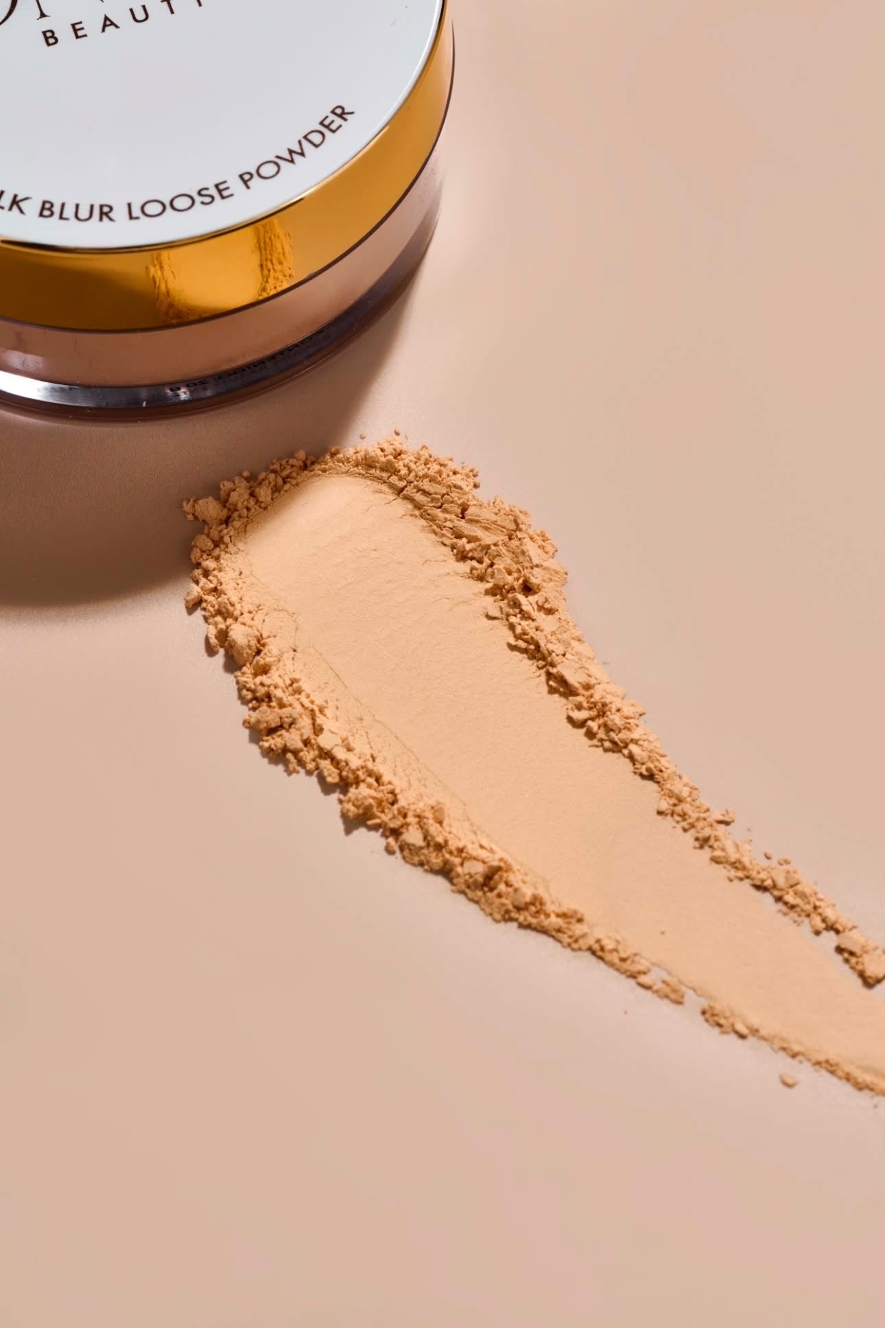 Silk Blur Loose Powder